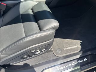 Porsche Taycan 2020 TURBO S-thumb-47