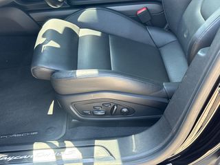 Porsche Taycan 2020 TURBO S-thumb-32