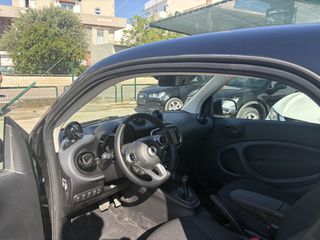 Smart ForTwo 2023 EQ-thumb-3