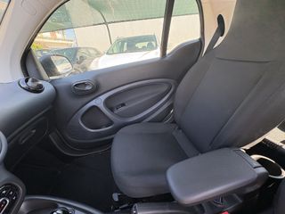 Smart ForTwo 2023 EQ-thumb-6