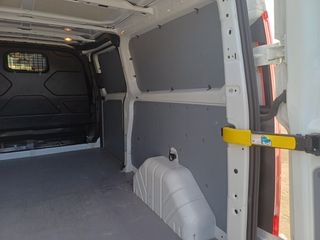 Ford Transit Custom 2018 L2 EURO6-thumb-16