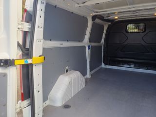 Ford Transit Custom 2018 L2 EURO6-thumb-12