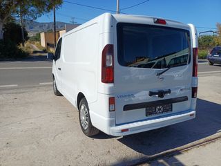 Opel Vivaro 2018 L1-thumb-9