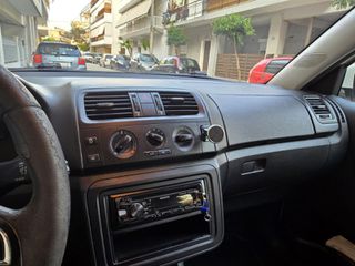 Skoda Fabia 2014 1.2 TDI 75HP STYLE-thumb-6