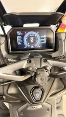 Yamaha TMAX 560 2025