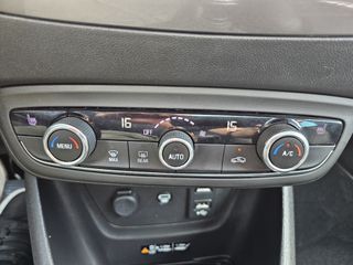Opel Crossland 2019-thumb-15