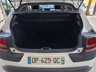 Citroen C4 Cactus 2016-thumb-19