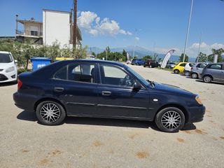 Hyundai Accent 2003-thumb-3