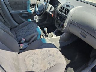 Hyundai Accent 2003-thumb-10