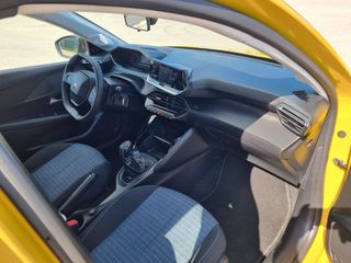 Peugeot 208 2021 1.2 PURETECH 75 LIKE-thumb-10