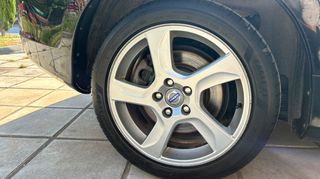 Volvo S60 2012 DRIVE-thumb-11