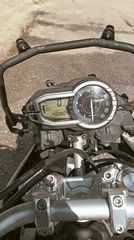 Triumph Tiger 800 2011-thumb-2