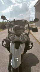 Triumph Tiger 800 2011-thumb-3