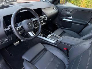 Mercedes-Benz GLA 250 2024 AMG LINE! PREMIUM PACK! MULTIBEAM! PANORAMA! FACELIFT!-thumb-26