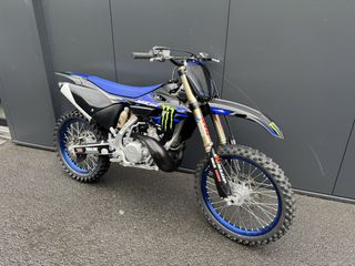 Yamaha YZ 250 LC 2025
