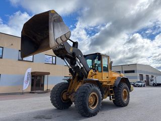 Φορτωτής Με Λάστιχα Volvo 2004 L110E-thumb-3