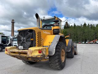 Φορτωτής Με Λάστιχα Volvo 2004 L110E-thumb-4