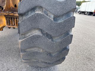 Φορτωτής Με Λάστιχα Volvo 2004 L110E-thumb-7