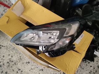 Εμπρός δεξί φανάρι led Opel Corsa E