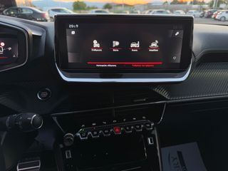 Peugeot 2008 2021 PURETECH 130 S&S EAT8 GT PANORAMA AUTOMATO-thumb-46