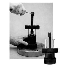 JIMS, sprocket shaft bearing puller tool