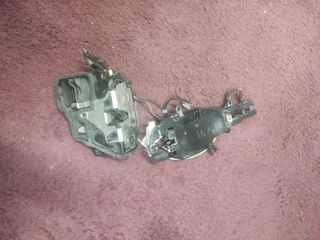 BMW 116 E90/91E81/87E60/61 κλειδαριά ΕΜΠ αριστερή 7 pin με βάση χειρολαβής και φως