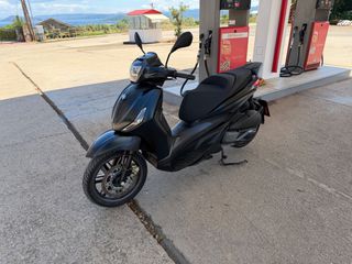 Piaggio Beverly 300 2022 S-thumb-4