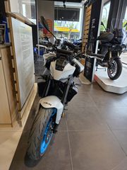 Yamaha MT-09 2025 2025 ICE STORM-thumb-3