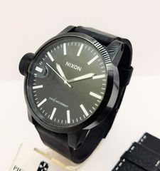Nixon Chronicle Ελβετικό ρολόι Quartz με μαύρο καντράν και oversize αριστερό στέμμα A90016 TIMH