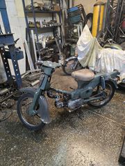 Honda C 1980