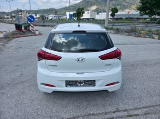 Hyundai i 20 2017 1.1 CRDI CLASSIC-thumb-9