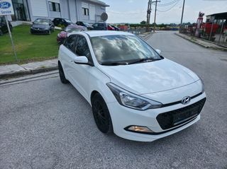 Hyundai i 20 2017 1.1 CRDI CLASSIC-thumb-16