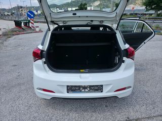 Hyundai i 20 2017 1.1 CRDI CLASSIC-thumb-18