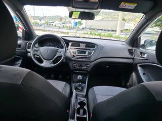 Hyundai i 20 2017 1.1 CRDI CLASSIC-thumb-21