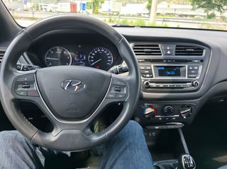 Hyundai i 20 2017 1.1 CRDI CLASSIC-thumb-24