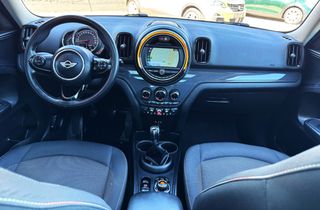 Mini Countryman 2018 ONE PANORAMA NAVI CAMERA CLIMA FULL SERVICE HISTORY BMW-thumb-8