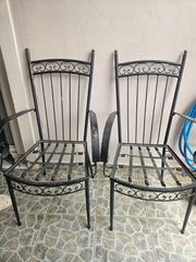 Πωλουνται 6 μαυρες καρεκλες