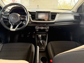Kia Stonic 2019-thumb-14