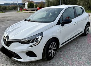 Renault Clio 2023 1.0 TCe 12v Equilibre S&S-thumb-8