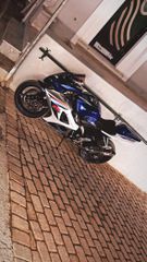 Suzuki GSXR 1000 2009-thumb-5