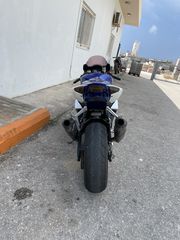 Suzuki GSXR 1000 2009-thumb-12
