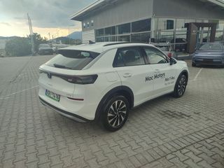 Volkswagen T-Roc 2026 LIFE eTSI 150HP-thumb-7