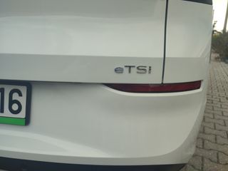 Volkswagen T-Roc 2026 LIFE eTSI 150HP-thumb-11