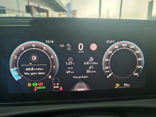 Volkswagen T-Roc 2026 LIFE eTSI 150HP-thumb-16
