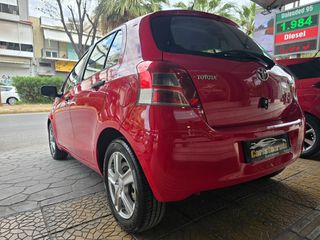 Toyota Yaris 2011 1.0 VVT-I COOL-thumb-4