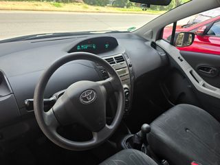 Toyota Yaris 2011 1.0 VVT-I COOL-thumb-15