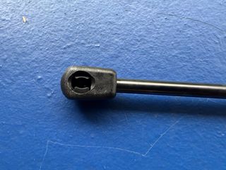 Αμορτισέρ καπό εμ.δεξ.C class w203-Clk class w209-thumb-1