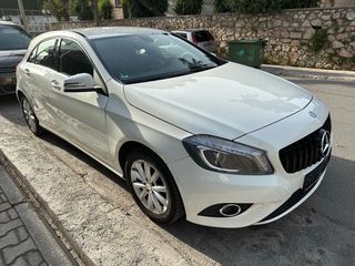 Mercedes-Benz A 180 2013 Euro 6 Urban-thumb-9
