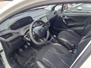 Peugeot 208 2014 1.2  82 ACTIVE-thumb-4