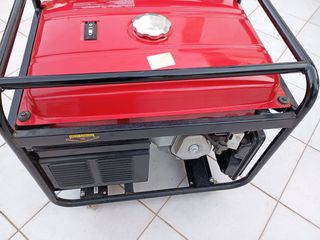 Γεννήτρια βενζίνης Honda-thumb-1